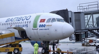 Bamboo Airways bay chuyên cơ khứ hồi đưa y bác sĩ chi viện miền Nam chống dịch