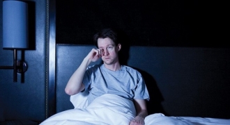 Thức giấc thường xuyên vào 3h sáng báo hiệu bệnh gì?