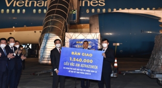 Vietnam Airlines vận chuyển an toàn 1,5 triệu liều vaccine Covid-19 từ Nhật Bản