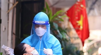 Hà Nội lập kỷ lục kép: 390 ca nhiễm mới, 220 ca cộng đồng