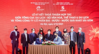 Bia Saigon ra mắt bộ sưu tập Tết 2022 mang tên “Bản Sắc Việt”
