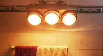 5 kiểu dùng đèn sưởi trong nhà tắm khiến da khô nứt, thậm chí dễ bị cháy nổ