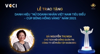 Chủ tịch BRG lần thứ 5 nhận danh hiệu “Nữ Doanh nhân Việt Nam tiêu biểu – Cúp Bông Hồng Vàng”