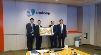 Lãnh đạo EVNGENCO2 thăm và làm việc với Tập đoàn Sembcorp tại Singapore