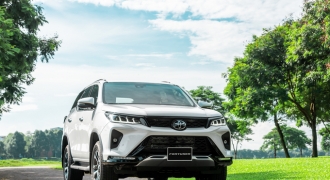 Toyota Việt Nam chính thức giới thiệu Fortuner 2022 - “Lướt hành trình, Đậm dấu ấn”
