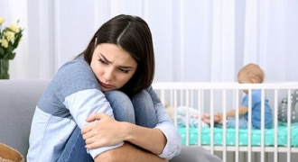 Trầm cảm sau sinh: Dấu hiệu nhận biết và cách khắc phục tránh hậu quả đau lòng