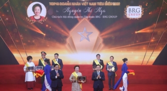 Chủ tịch Tập đoàn BRG nhận danh hiệu “Top 10 Doanh nhân tiêu biểu nhất Việt Nam năm 2022”   