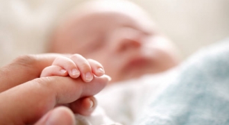 Liên tiếp 2 trẻ đột tử khi ngủ: Bác sĩ cảnh báo thói quen gây hại của nhiều cha mẹ