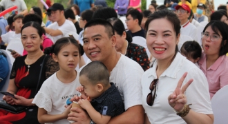 Gần 2.000 gia đình lan toả yêu thương tại Ngày hội 