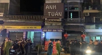 Hai vợ chồng tử vong trong căn nhà khoá cửa tại Sơn Tây - Hà Nội