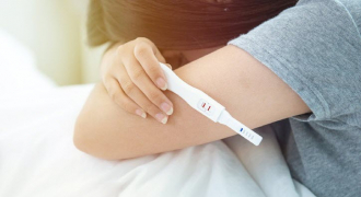 Mang bầu uống thuốc tránh thai khẩn cấp có sao không?