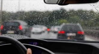 Lái xe an toàn mùa mưa bão kiểm tra ngay 4 bộ phận này