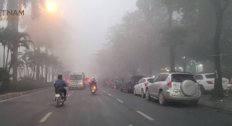 Hàng loạt chuyến bay đến và đi tại Nội Bài bị ảnh hưởng do sương mù