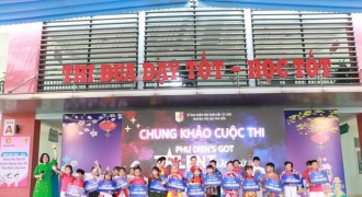 Học sinh Hà Nội thể hiện tài năng chào mừng 10 năm thành lập quận