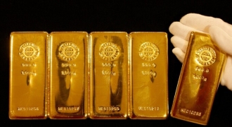 Giá vàng hôm nay ngày 3/7: Giá vàng trong nước cao hơn thế giới