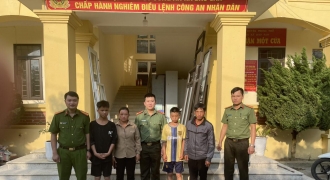 2 cháu bé đạp xe từ Điện Biên xuống Hà Nội tìm mẹ đã được về với gia đình