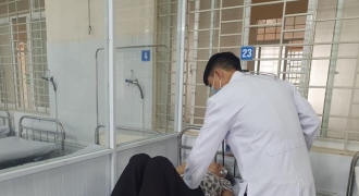 Vụ gần 500 người nhập viện nghi ngộ độc thực phẩm ở Đồng Nai: Đình chỉ cơ sở bánh mì 