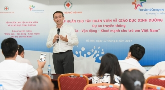 Tập huấn về giáo dục dinh dưỡng và phát triển thể lực cho trẻ em Việt Nam