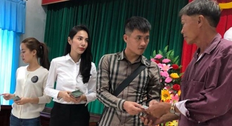 Vợ chồng Công Vinh - Thủy Tiên ủng hộ bà con vùng lũ Phú Yên 550 triệu đồng