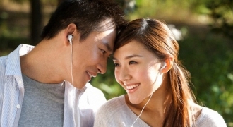 7 điều các cặp vợ chồng hạnh phúc thường chia sẻ