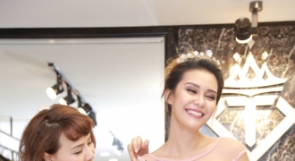 Hoa hậu Trái đất 2015 Angelia Ong chọn đầm dạ hội khi sang Việt Nam