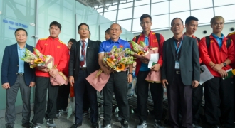 Đội tuyển Việt Nam lên đường dự AFC Asian Cup 2019