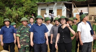 Phó Thủ tướng Trịnh Đình Dũng chỉ đạo khắc phục hậu quả lũ lụt tại Yên Bái