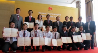 Huawei khởi động Chương trình học bổng Hạt giống Viễn thông dành cho sinh viên ICT Việt Nam