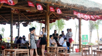 Quảng Ninh đón 7,3 triệu lượt khách du lịch trong 8 tháng năm 2017