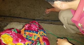 Nghệ An: Bé trai 4 tuổi bị dây diện dính vào chân giật tử vong