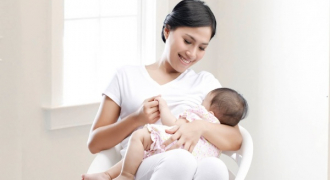 3 hướng dẫn cần thiết cho mẹ và bé sau sinh 1 tháng