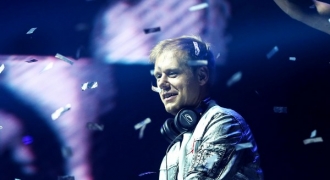 DJ số 1 thế giới Armin van Buuren đến Việt Nam