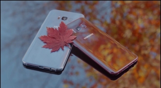 Samsung Galaxy S8 với sắc đỏ thu độc đáo cạnh tranh iPhone X