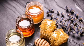 Sử dụng mật ong hay đường để tốt cho sức khỏe?