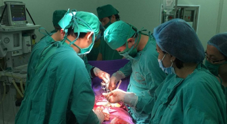 Nữ bệnh nhân được cứu sống 'thần kỳ' khi bị ngừng tim 3 lần