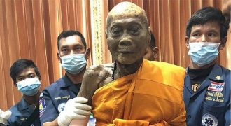 Nhà sư Thái Lan 92 tuổi 