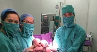 Cặp bé trai song sinh đầu tiên ra đời nhờ thụ tinh ống nghiệm tại Quảng Ninh
