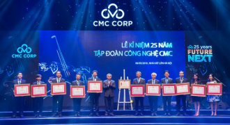 CMC nhận Huân chương Lao động Hạng Ba lần thứ 2 nhân dịp kỷ niệm 25 năm thành lập