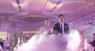Ấn tượng lễ cưới sang trọng, lãng mạn bậc nhất ở thành phố Vinh