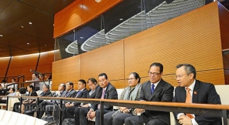 Đoàn đại biểu cấp cao quốc hội liên bang Micronesia dự thính phiên chất vấn tại quốc hội Việt Nam