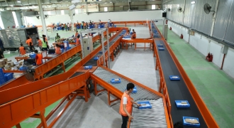 Lazada mở rộng hệ thống phân loại hàng hóa tự động tại Hà Nội