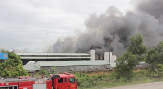 Hải Phòng: Cháy lớn tại xưởng công ty Cổ phần lương thực Cao Lạng