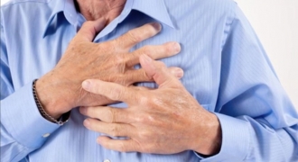Cách bảo vệ sức khỏe cho bệnh nhân tim mạch mùa nắng nóng