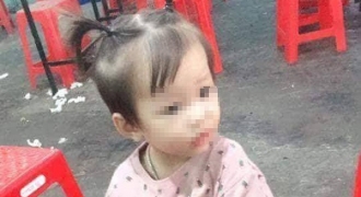 Bé gái 2 tuổi mất tích bí ẩn khi đang chơi trước nhà