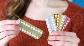 Thuốc tránh thai hàng ngày và những công dụng có thể bạn chưa biết