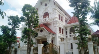 Phó Chủ tịch Lạng Sơn Hồ Tiến Thiệu báo cáo tổ chức về căn biệt thự “toàn tiền đi vay”