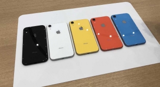 Clip trên tay iPhone XR - phiên bản giá rẻ mới nhất 2018