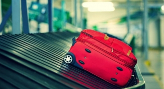 Hành lý bị hư hỏng khi kí gửi hàng không có được đền bù không?