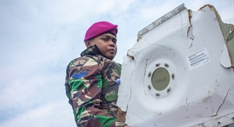 Tin mới nhất vụ tai nạn máy bay ở Indonesia: Tiếp cận khu vực phát ra tín hiệu