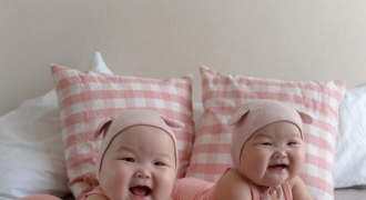 Những hình ảnh đáng yêu của cặp song sinh xứ Hàn đốn tim dân mạng